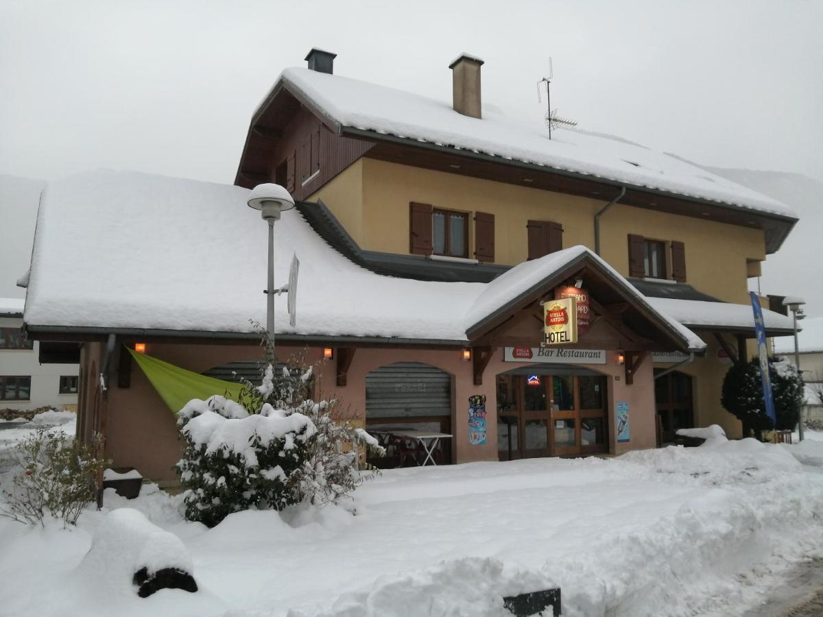 Le Grand Chatelard Hotel Bar Restaurant Sainte-Marie-de-Cuines Zewnętrze zdjęcie