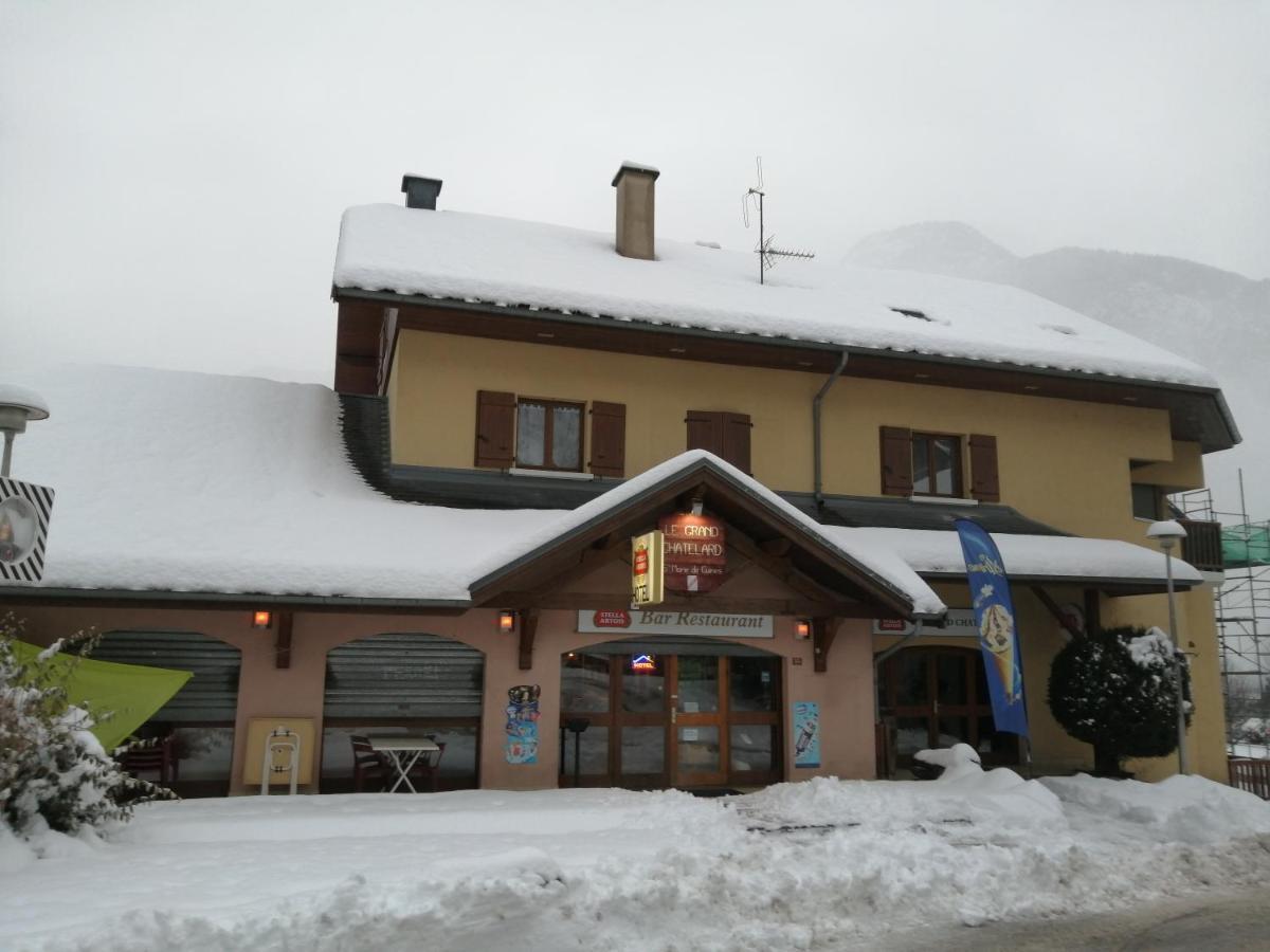 Le Grand Chatelard Hotel Bar Restaurant Sainte-Marie-de-Cuines Zewnętrze zdjęcie